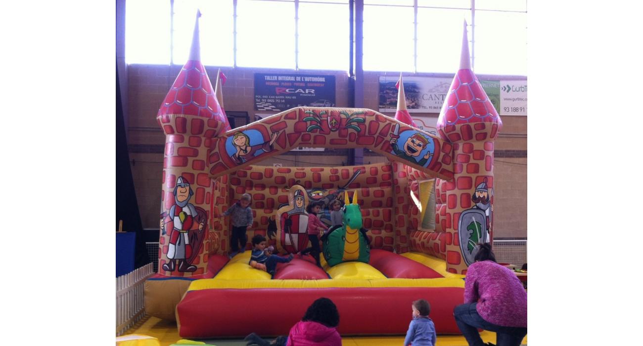 Inflable de Sant Jordi