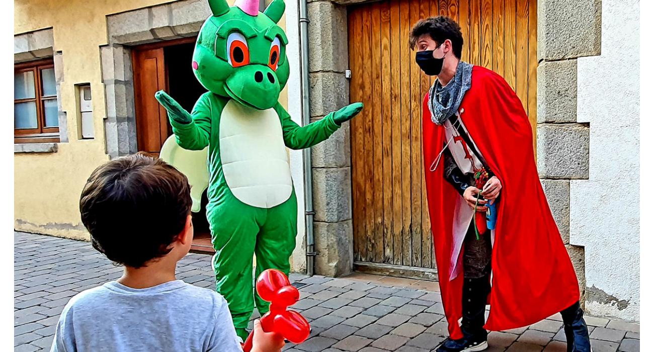 Animació itinerant de Sant Jordi