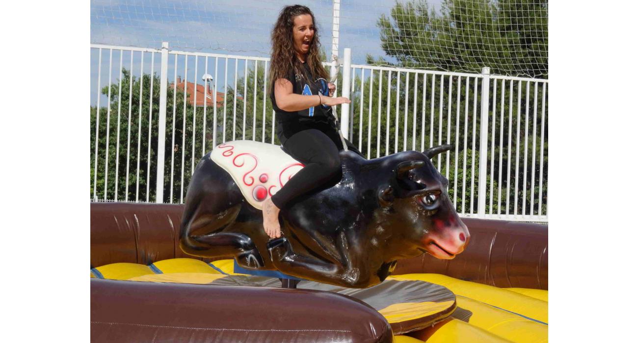 Toro mecànic festa final de curs