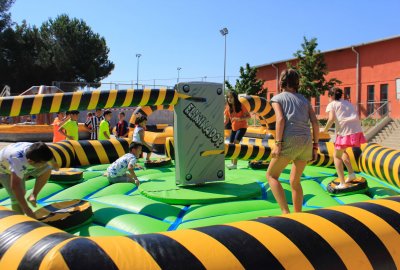 Atracciones mecánicas fiesta final de curso