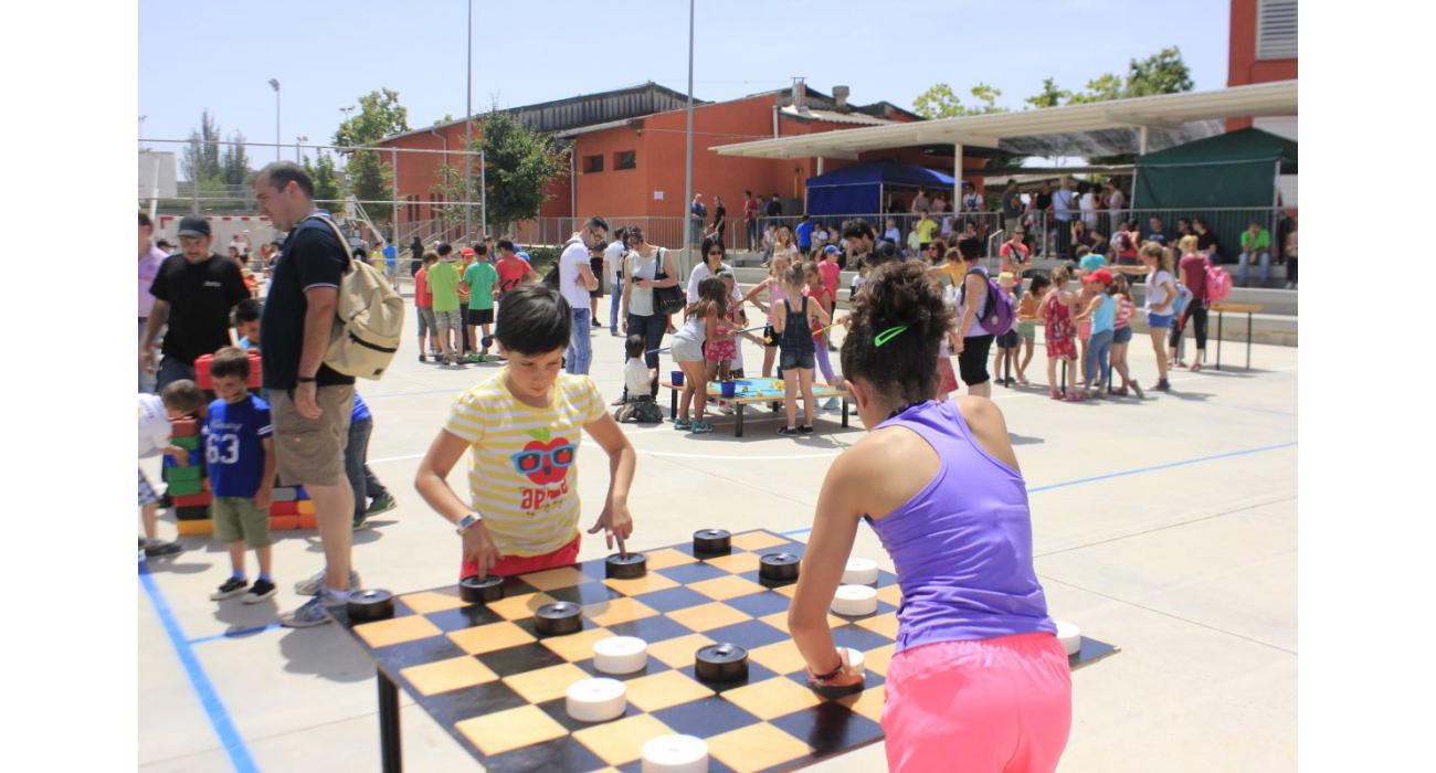 Juegos gigantes tradicionales