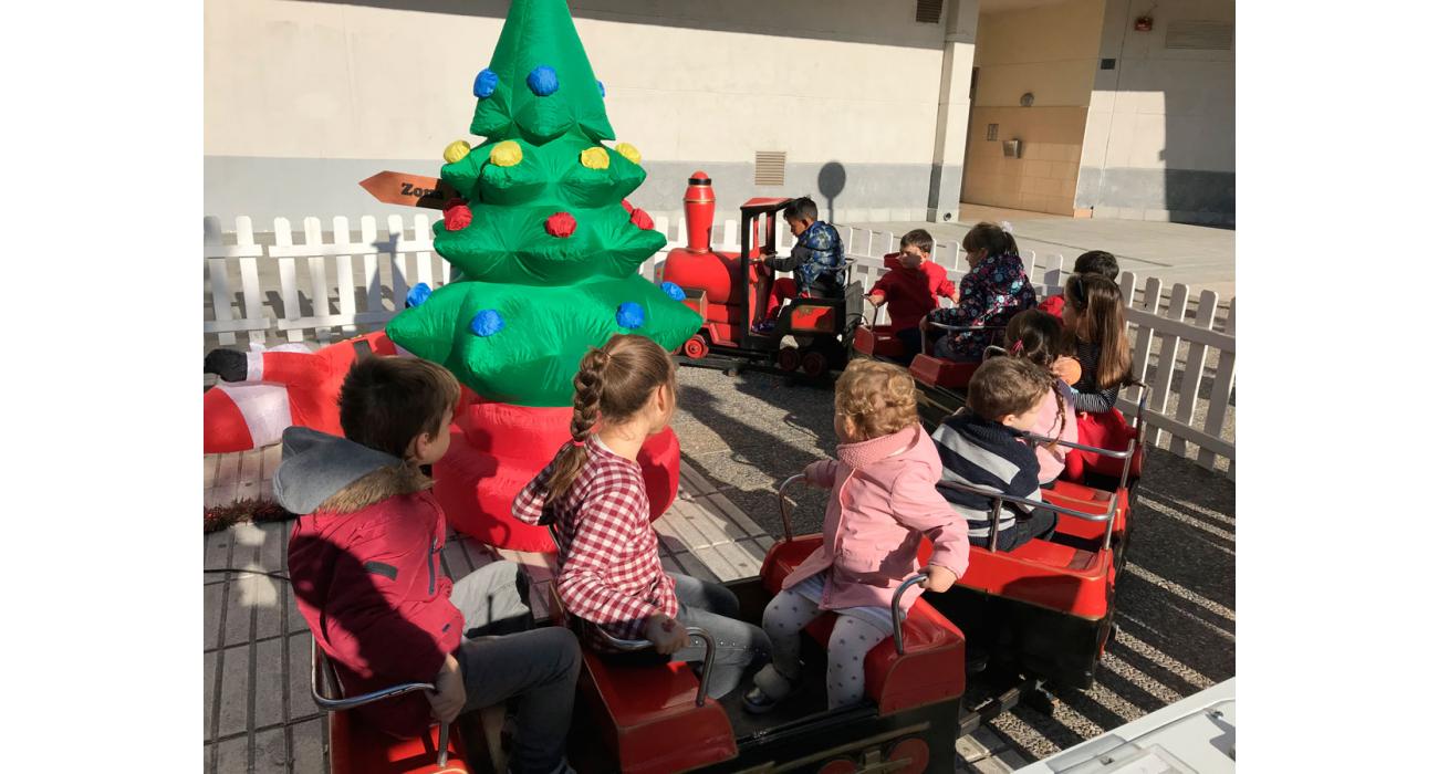 Tren infantil elèctric a vies