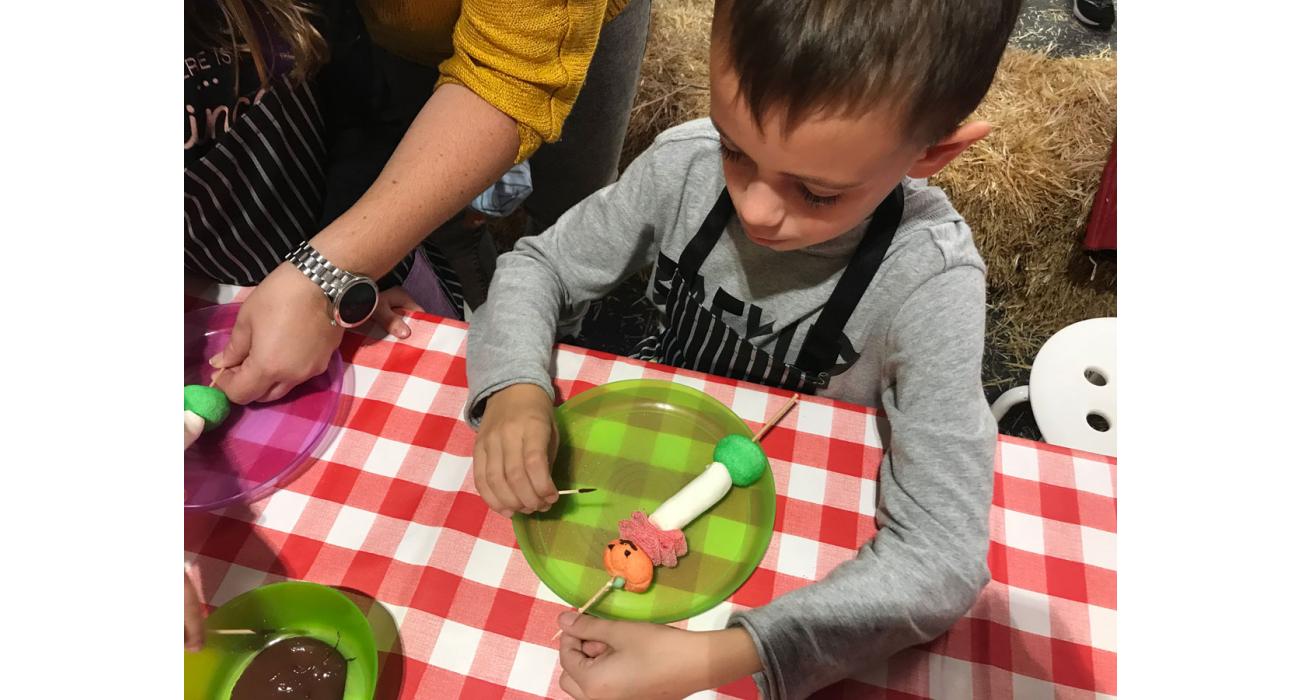 Taller de brochetas de Halloween