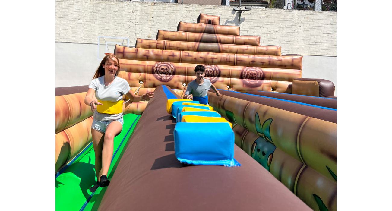 Inflable bungee run azteca