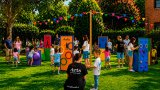 Juegos en la plaza